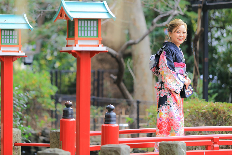 世田谷　神社　成人式