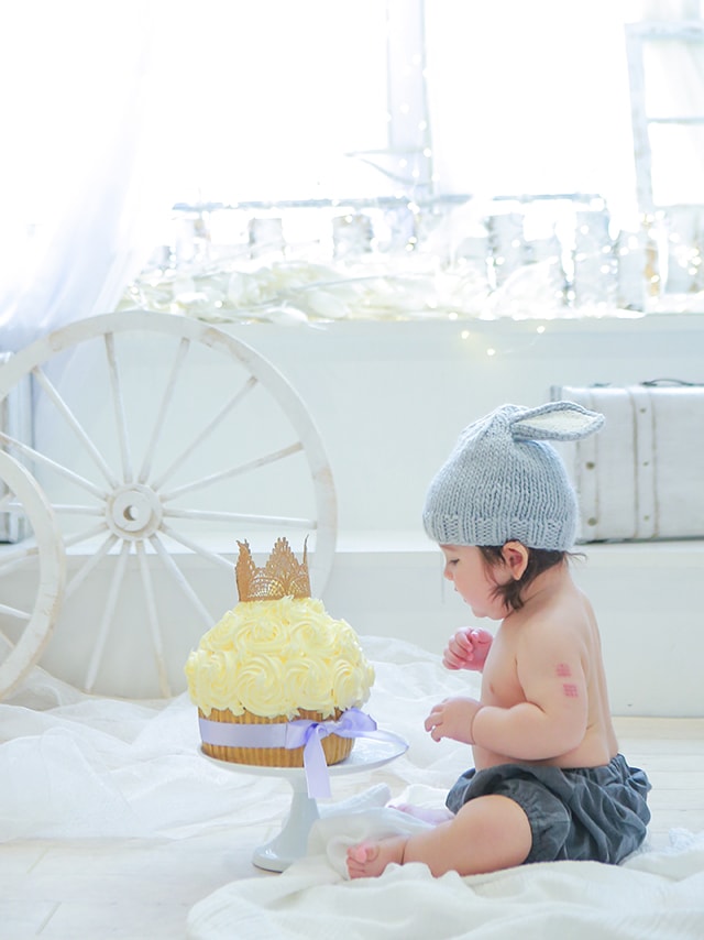 ハーフバースデーや1歳のお誕生日記念撮影 赤ちゃん ベビーの写真撮影ならスタジオキャラット ハーフバースデーや1歳のお誕生日記念撮影 赤ちゃん ベビーの写真撮影ならスタジオキャラット