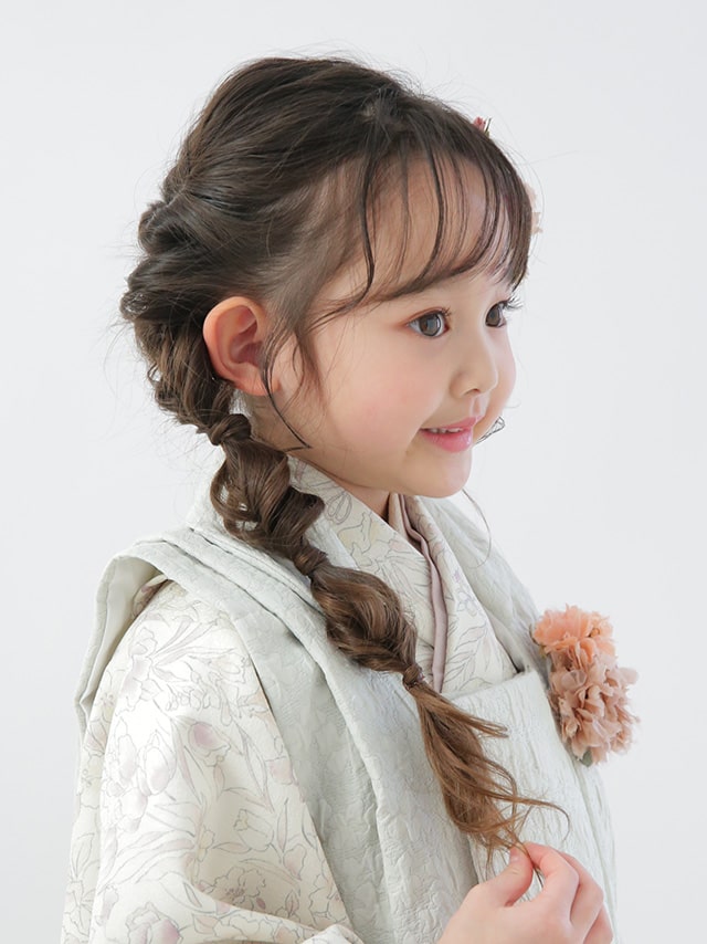 キッズヘアアレンジno 01 ヘアアレンジギャラリー 写真館ならスタジオキャラット キッズヘアアレンジno 01 ヘアアレンジギャラリー 写真館ならスタジオキャラット