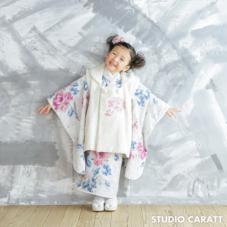 喧嘩ばかりの兄妹の仲睦まじい撮影風景を見てほっこりしました