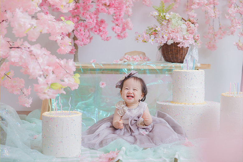 赤ちゃんの笑顔写真